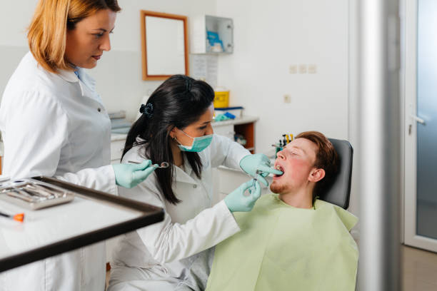 Best Emergency Dentist for Knocked-Out Tooth in Stapleton, AL